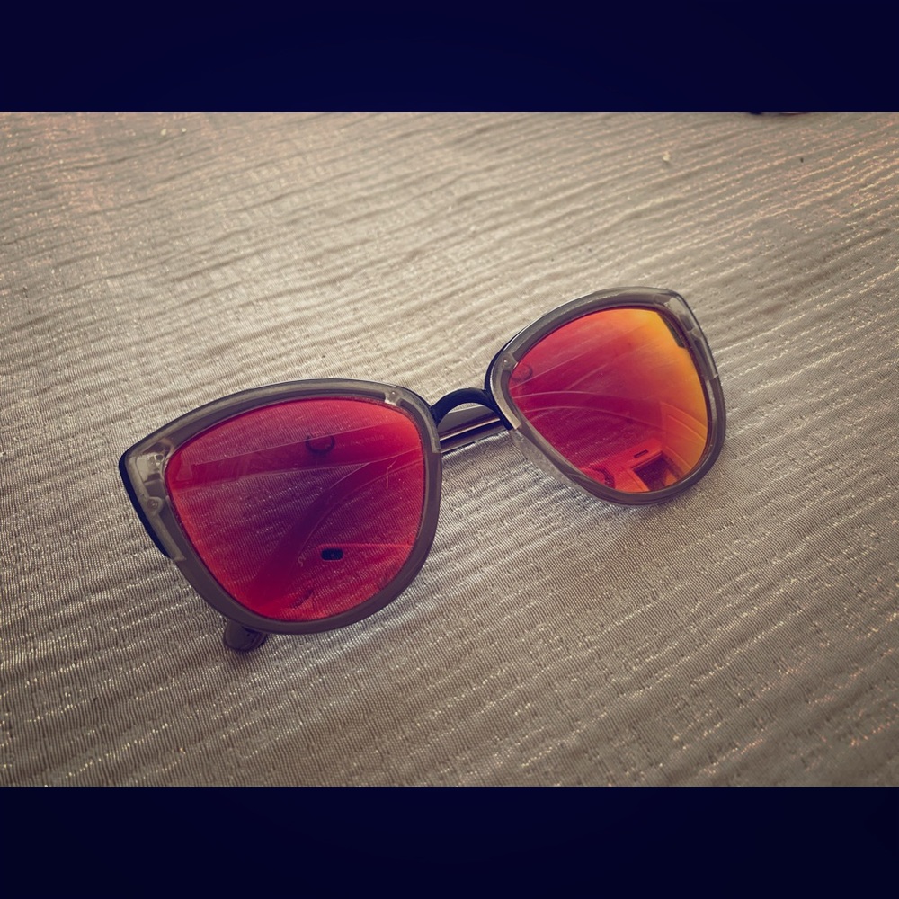 COPY - Quay My Girl Sunglasses